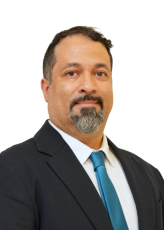 Prof. Dr. Tiago Moreira